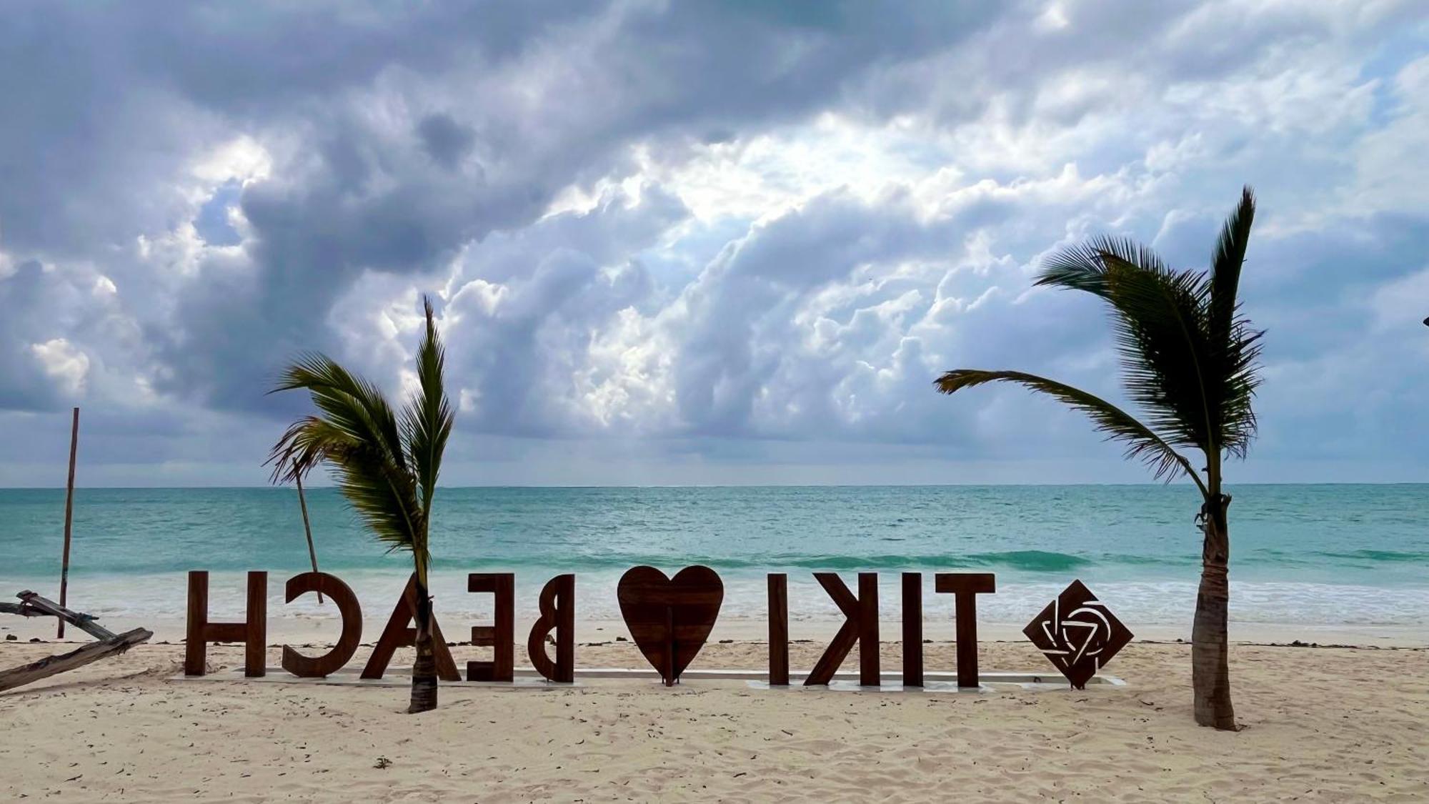 Tiki Beach Club & Resort (Adults Only) ブウェワウ エクステリア 写真